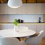 Marina Iv - Super Widok Na Jezioro, 10 M Do Wody, Taras I Balkon, Winda, Klima, Garaz Апартаменты *