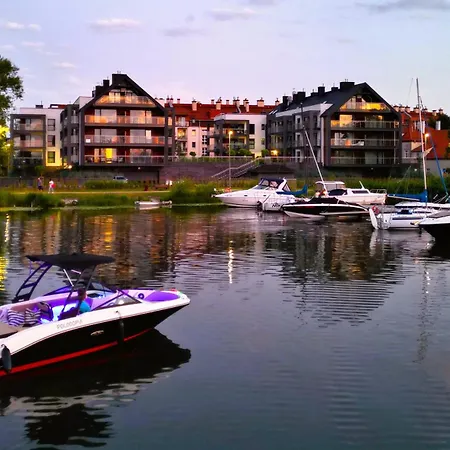 Apartment Marina Iv - Super Widok Na Jezioro, 10 M Do Wody, Taras I Balkon, Winda, Klima, Garaz Ostroda