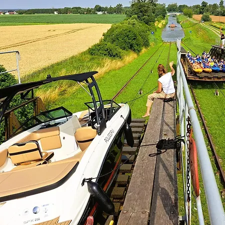 Marina Iv - Super Widok Na Jezioro, 10 M Do Wody, Taras I Balkon, Winda, Klima, Garaz *