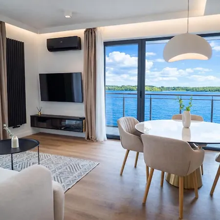 Marina Iv - Super Widok Na Jezioro, 10 M Do Wody, Taras I Balkon, Winda, Klima, Garaz *